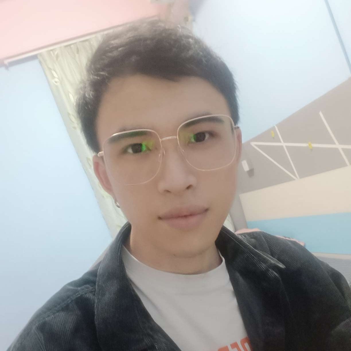 甜美愿暖光的照片