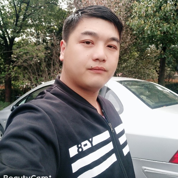 随往事淡去L的照片