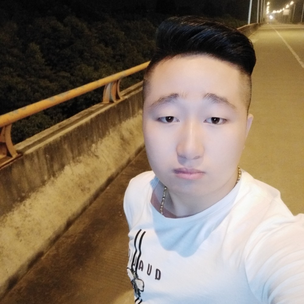 九尊的照片