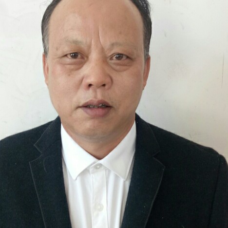 俏皮放弃硬币的照片
