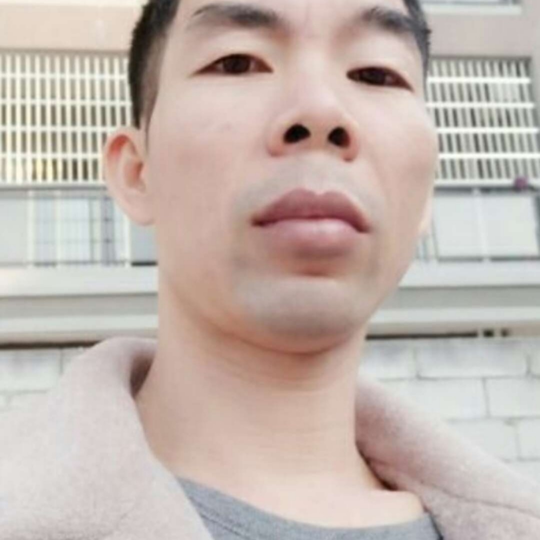 宝马苦恋绵密的照片