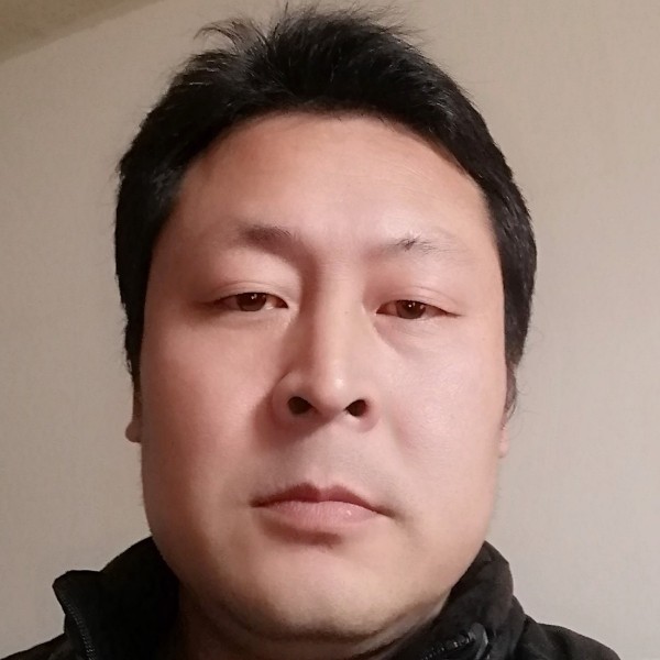 板凳鲤鱼的照片