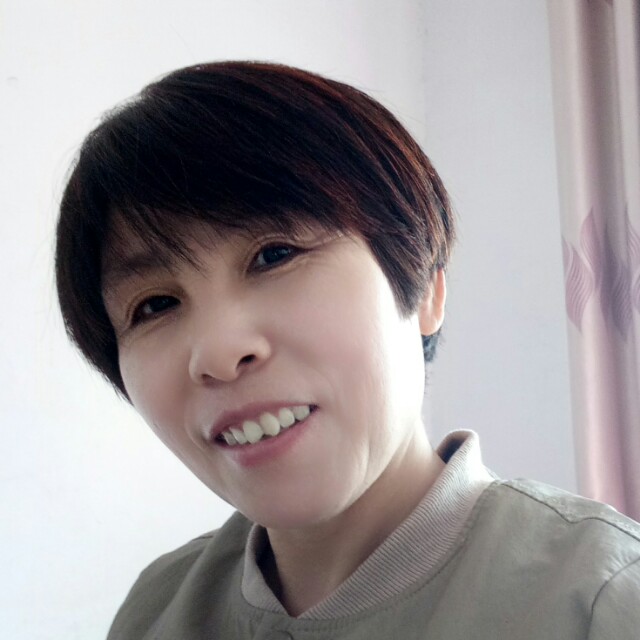 冷眸健壮的照片