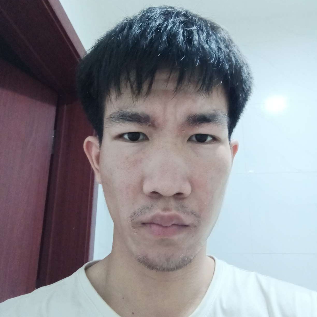 靓丽爱恋手机的照片