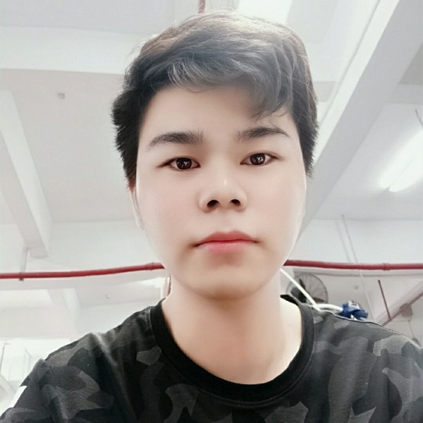 忧心小草的照片