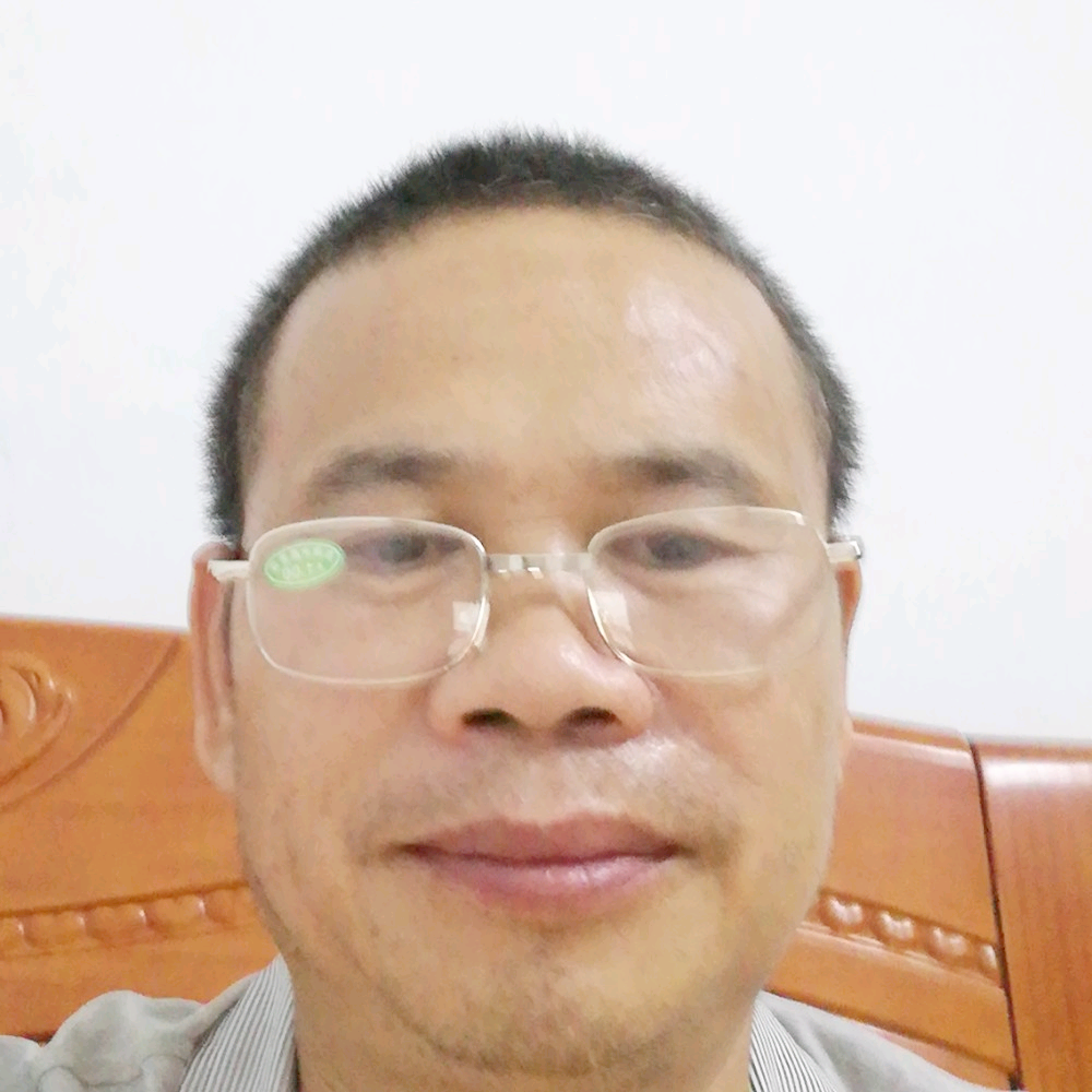 莫輝的照片