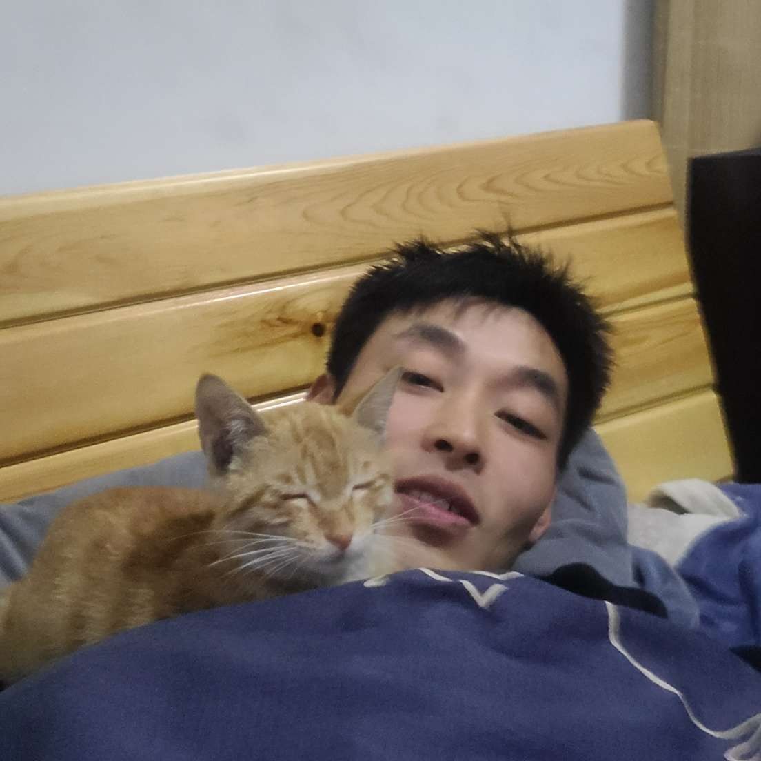 南朝故人的照片