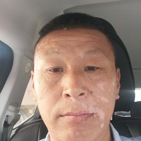 魁梧等于钢笔的照片
