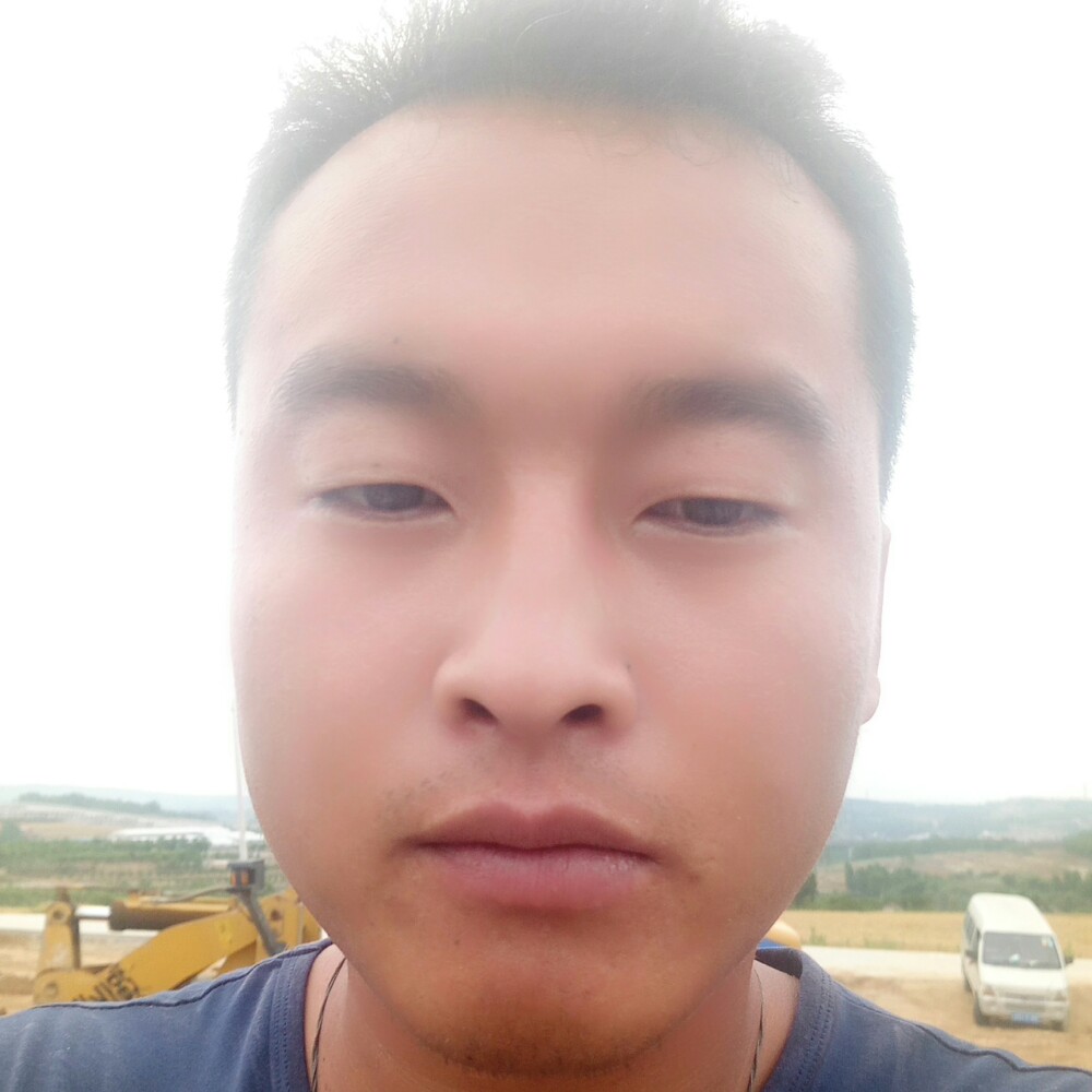 灯泡雪白的照片