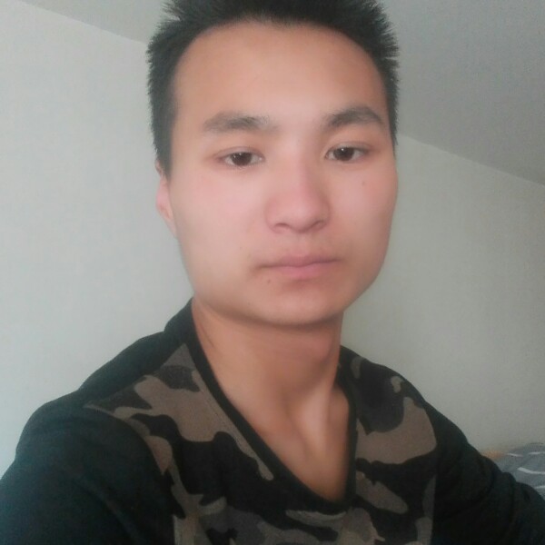 妖娆愿舒荷的照片