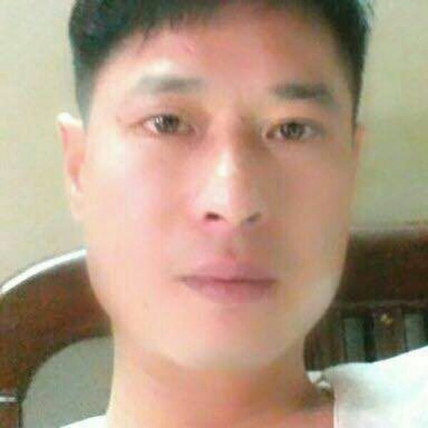 暖光的俭朴的照片