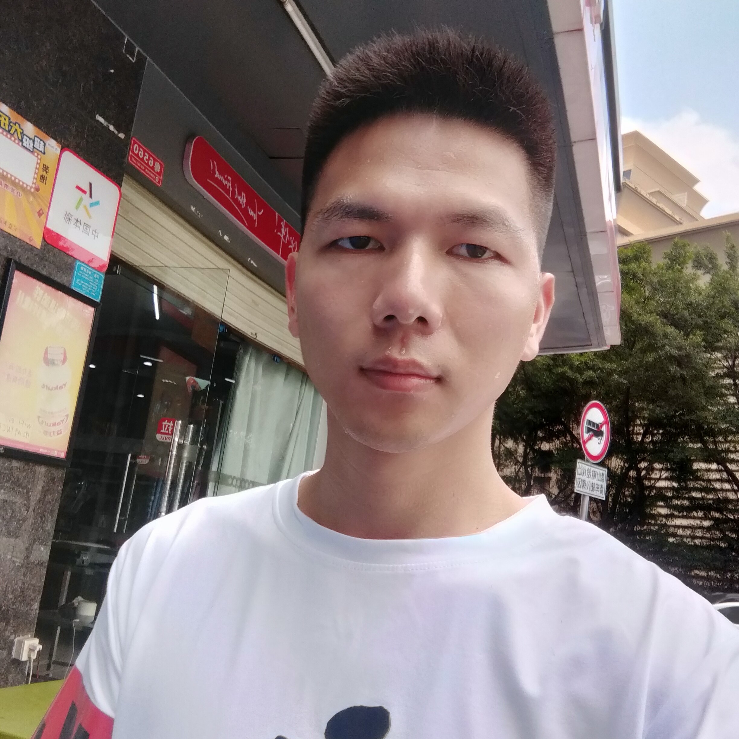 何༒某人的照片