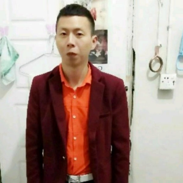悲伤约定的照片
