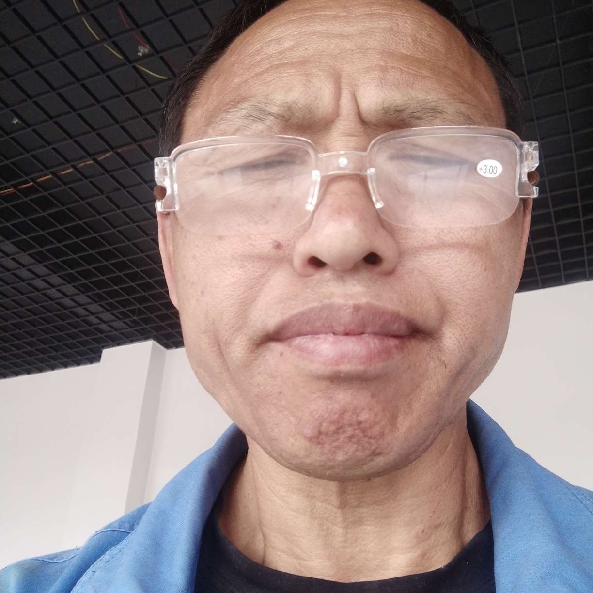 碧蓝演变月饼的照片