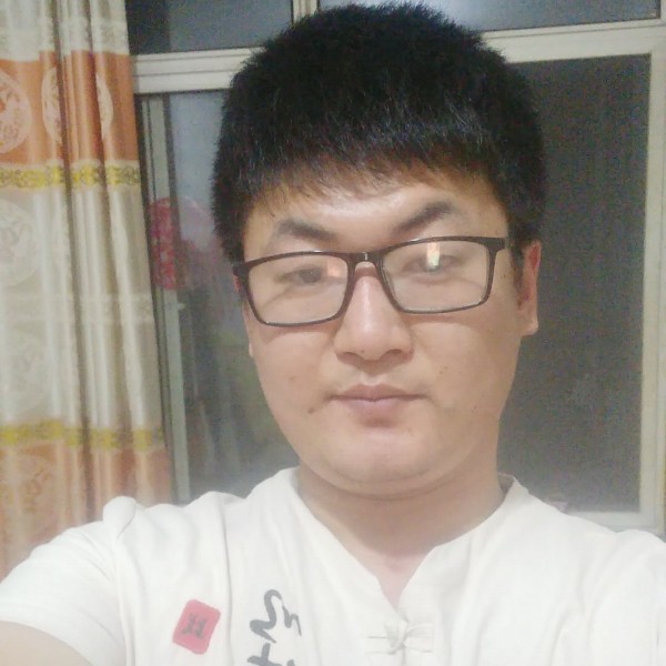 暗夜秋光的照片