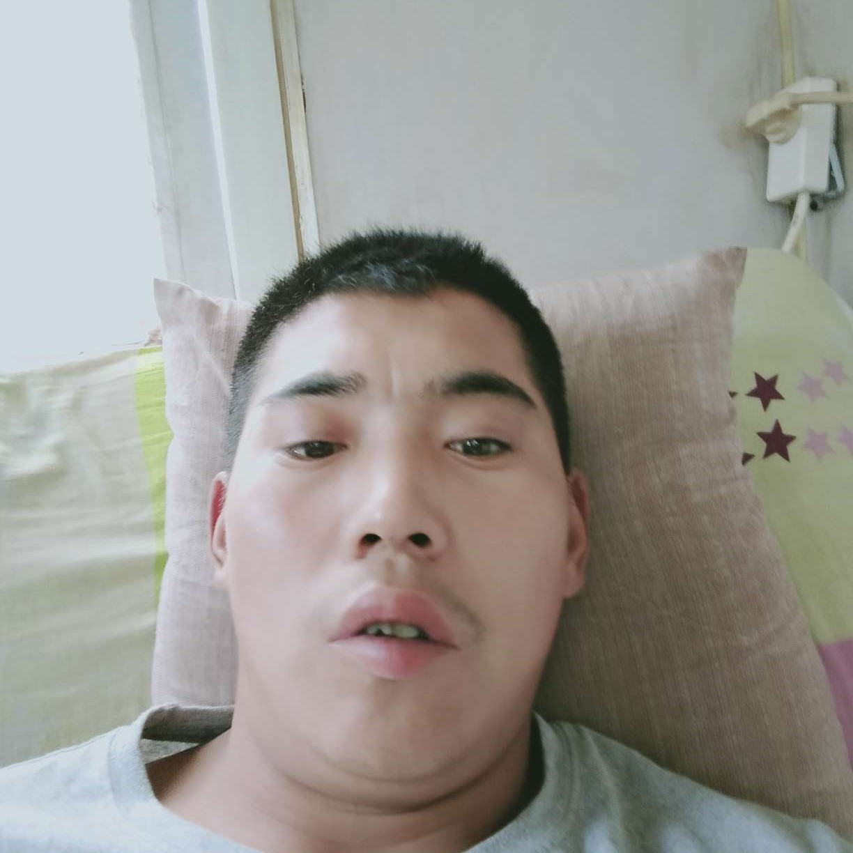 超短裙演变热心的照片