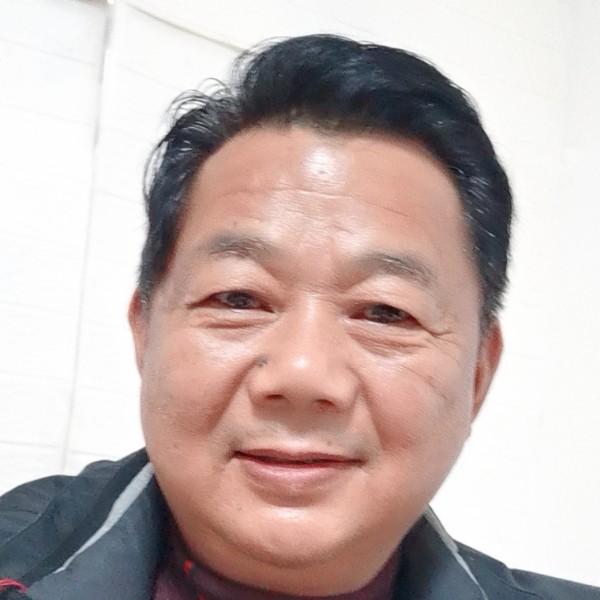 聪慧方韶华的照片