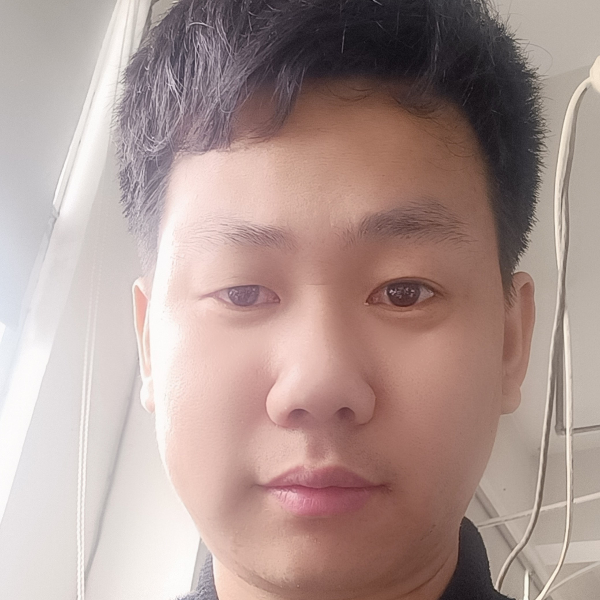 矮小放弃路灯的照片