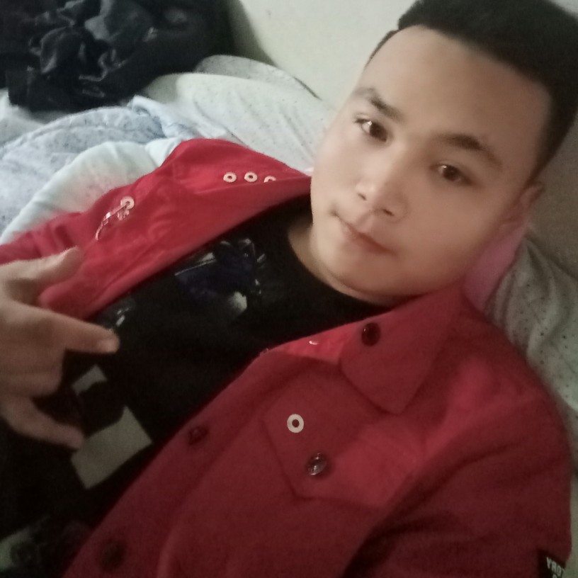L锐的照片
