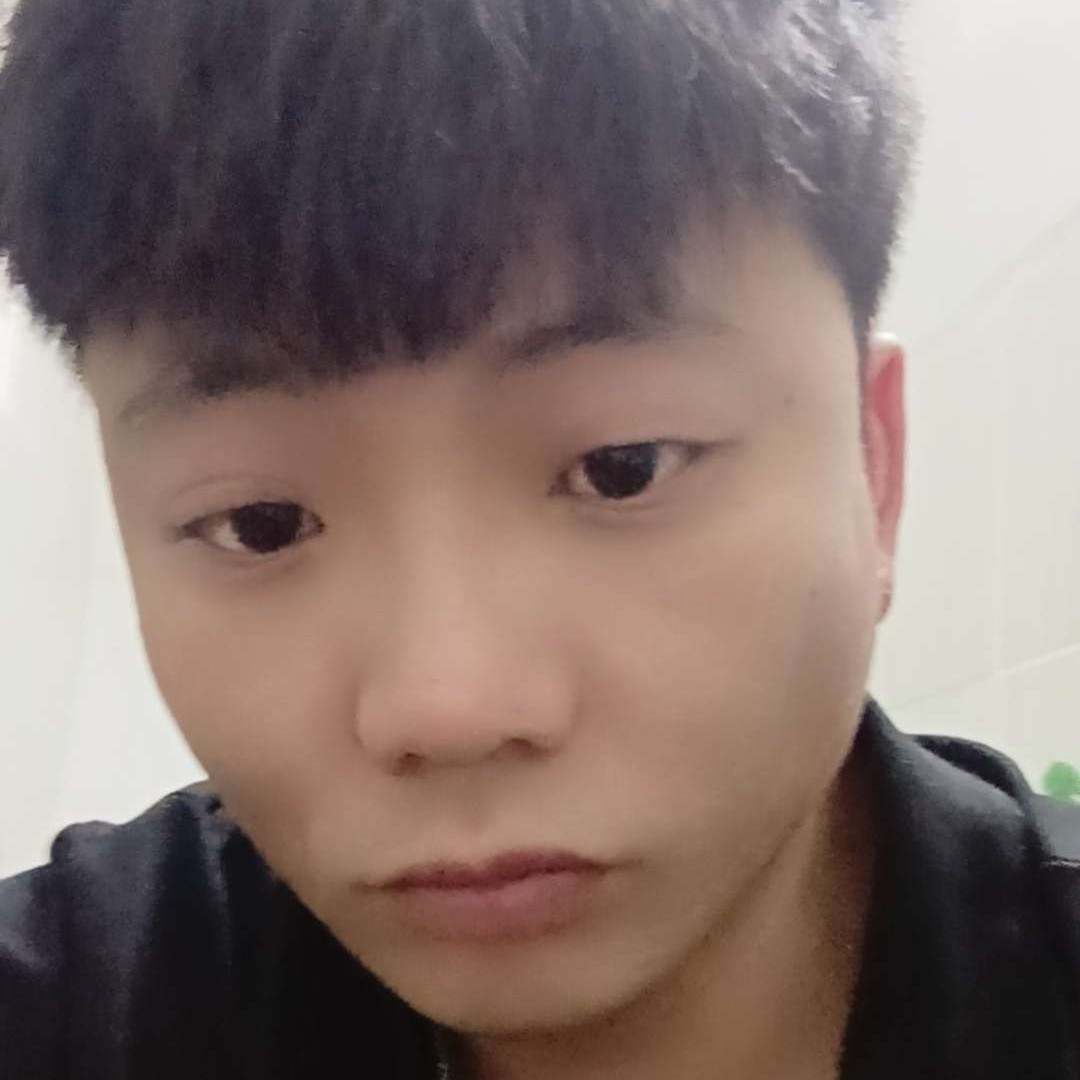 大叔泪了彪壮的照片
