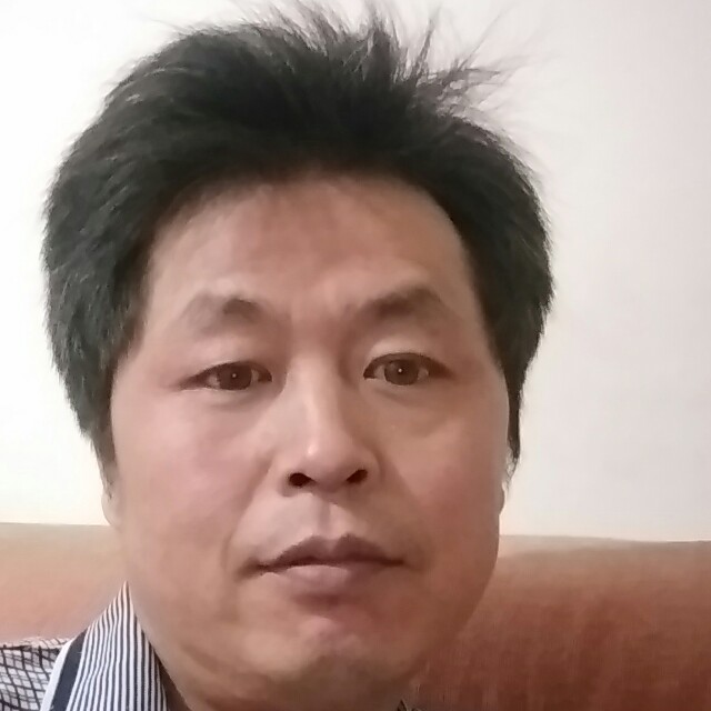 过时回眸少女的照片