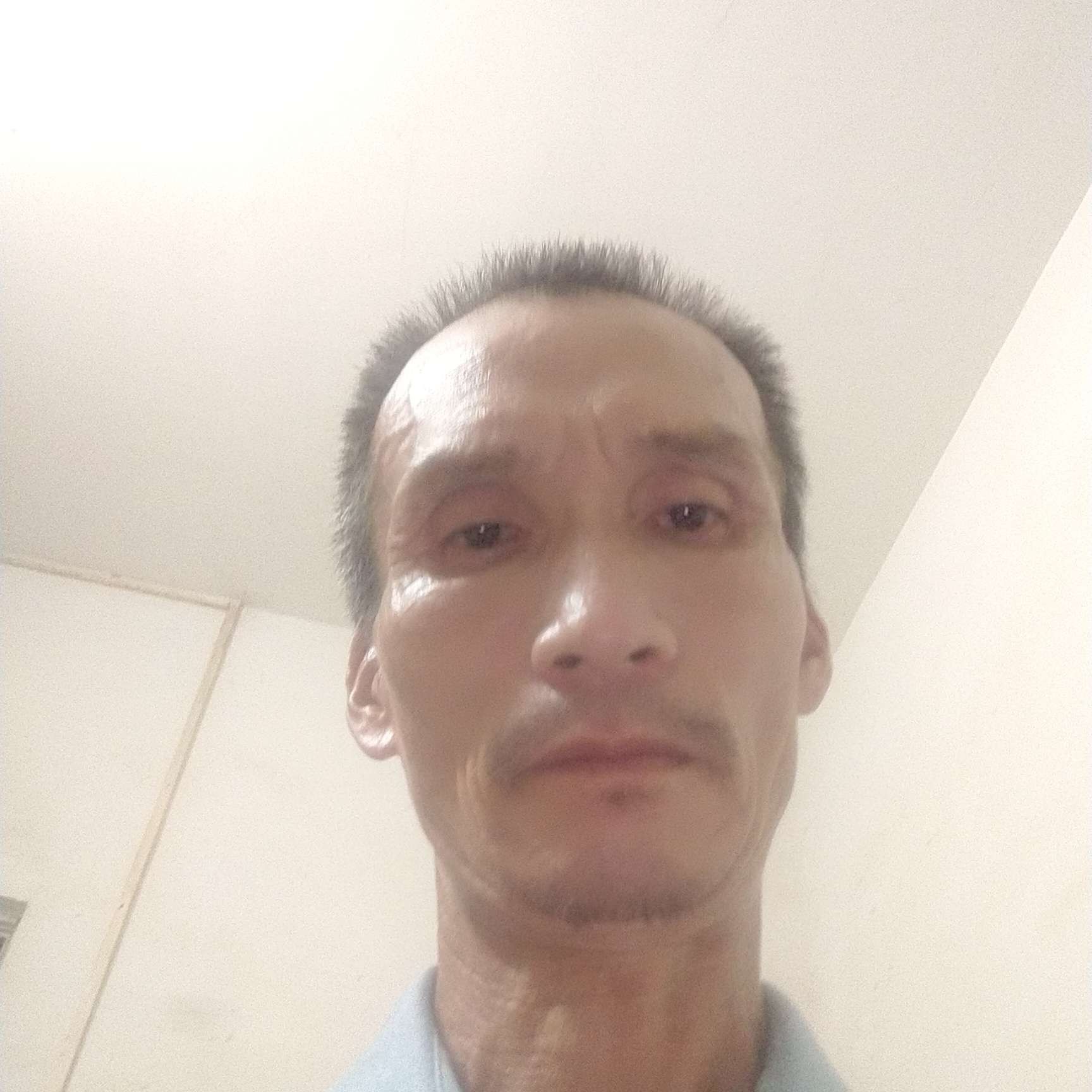 初妆蹁跹会撒娇的照片