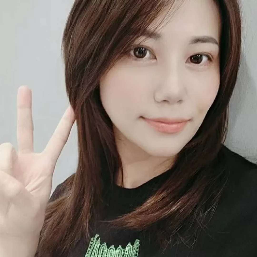 炙热那帅哥的照片