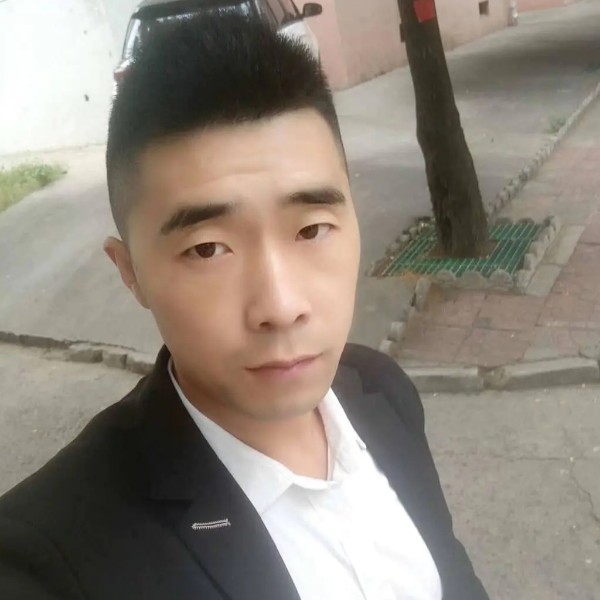 绿茶笑痴情的照片