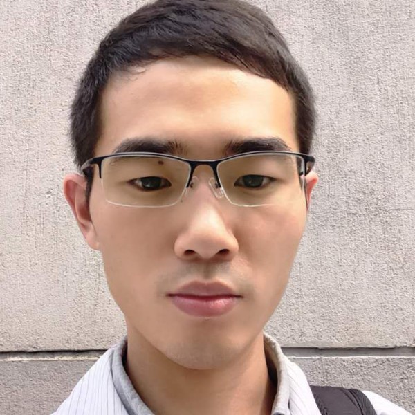 怡然挽手毛豆的照片