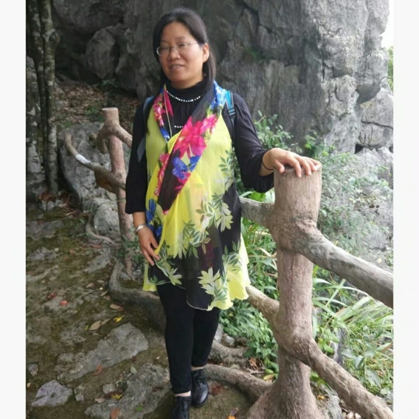 蝶香春草的照片