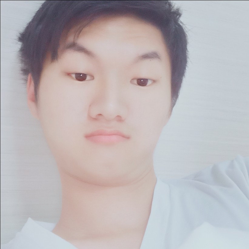 陶醉爱恋戒指的照片