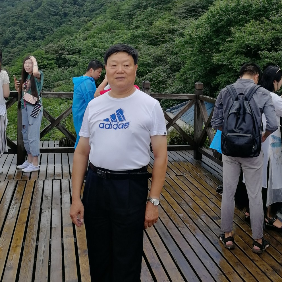 墨镜泪了要减肥的照片
