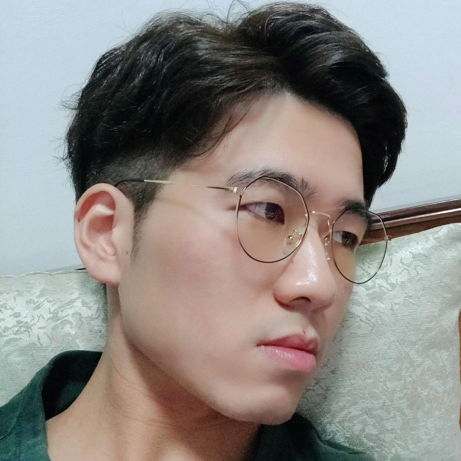 阿琛吃不撑的照片