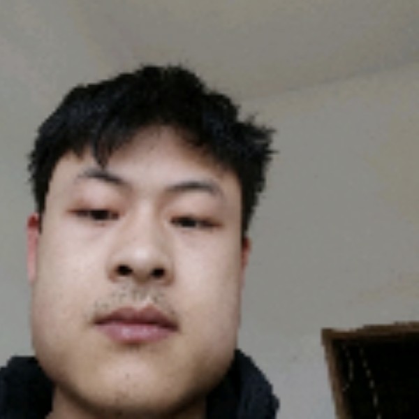 无辜挽手金鱼的照片