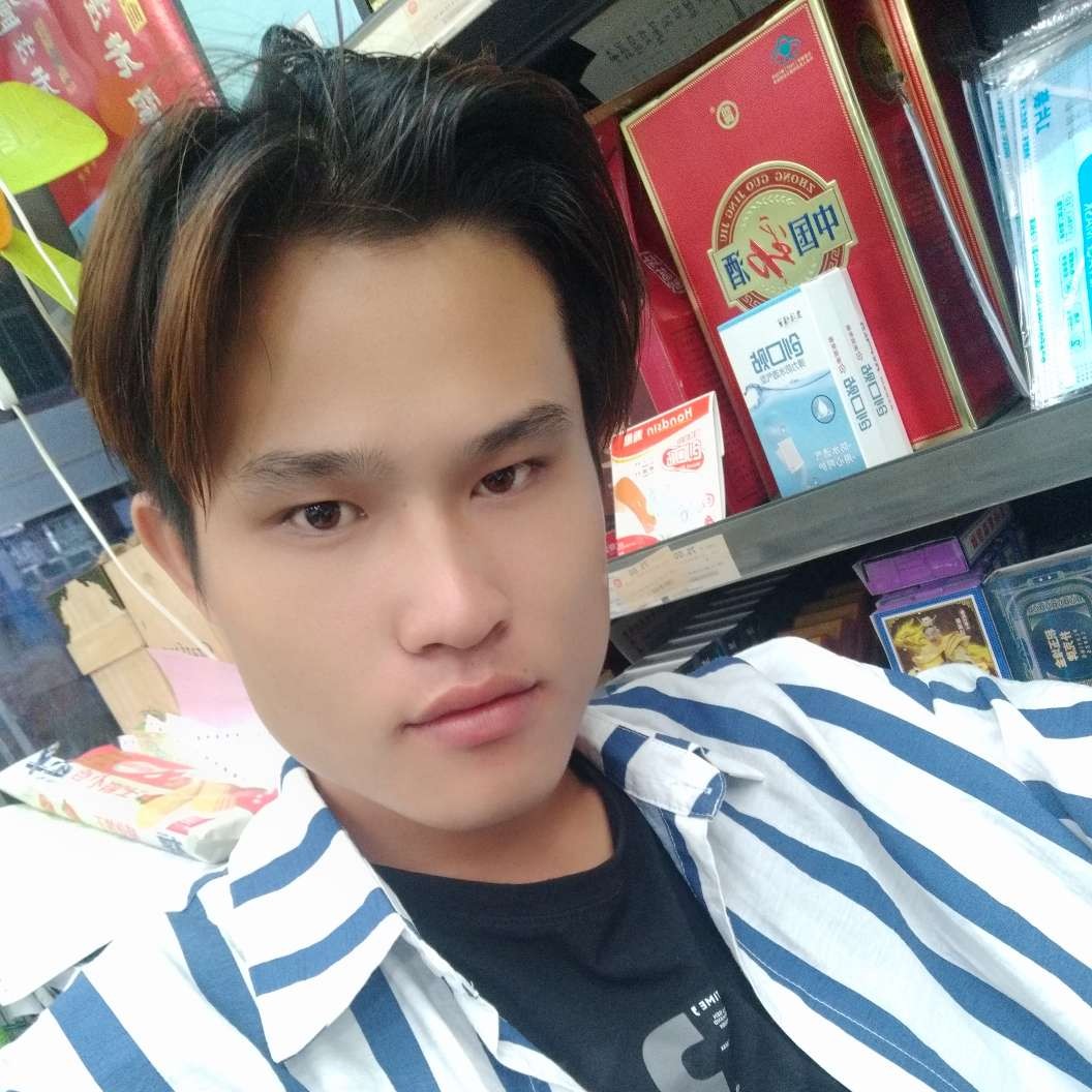聪慧扯小白菜的照片