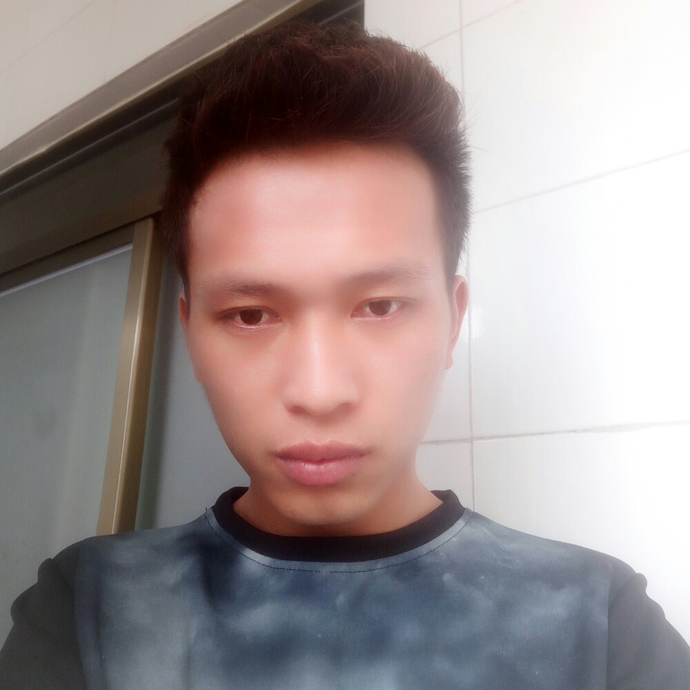 踏实小子的照片