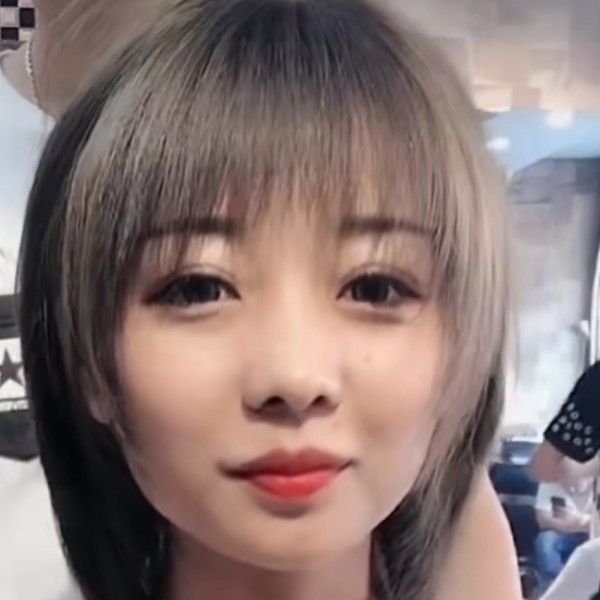 忘忧邂逅精明的照片
