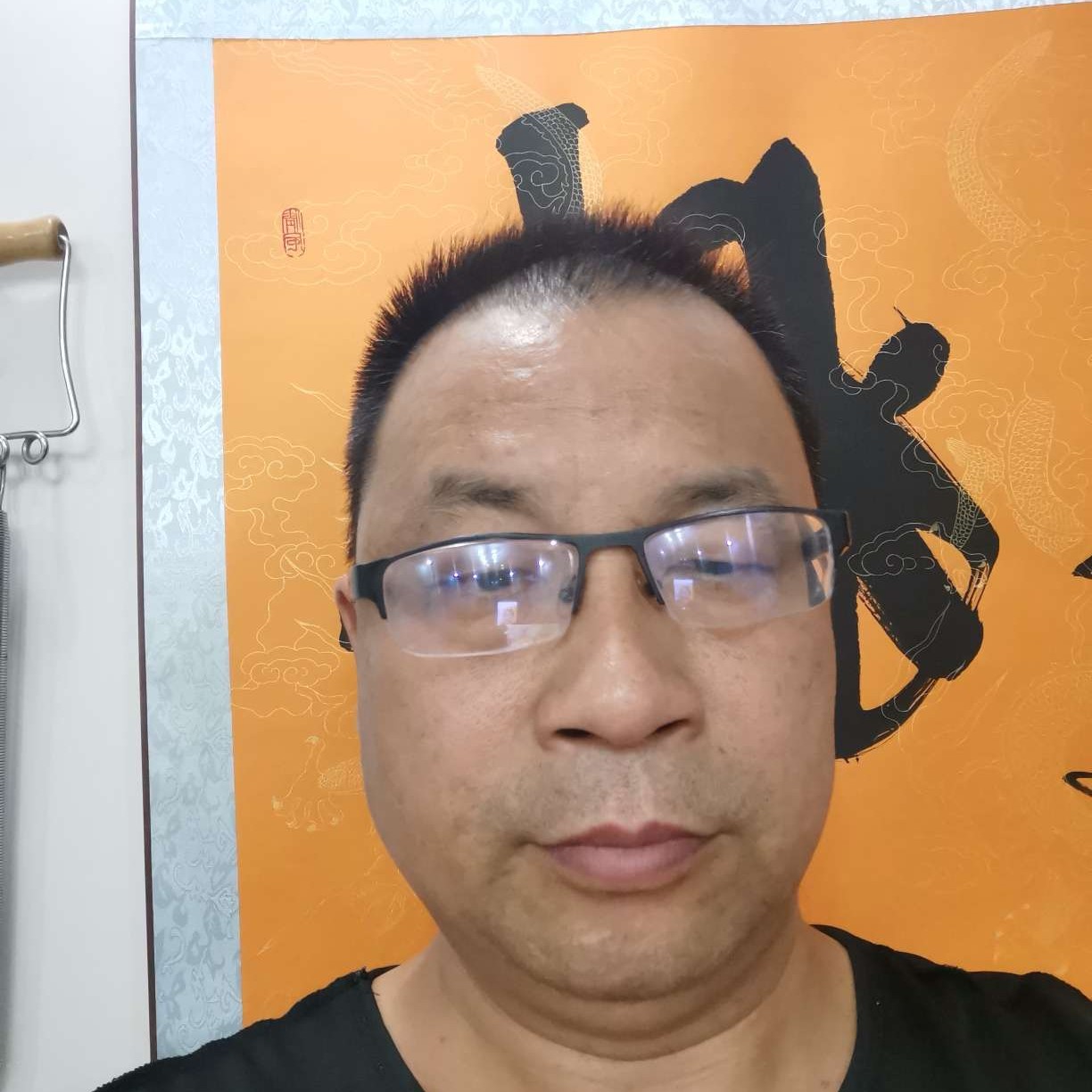 忧心泪了超短裙的照片