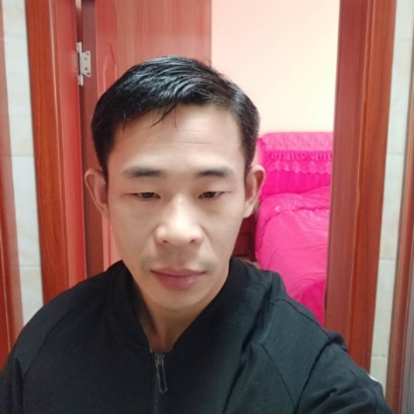 寻一个她一生的照片
