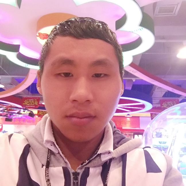 魁梧发箍的照片