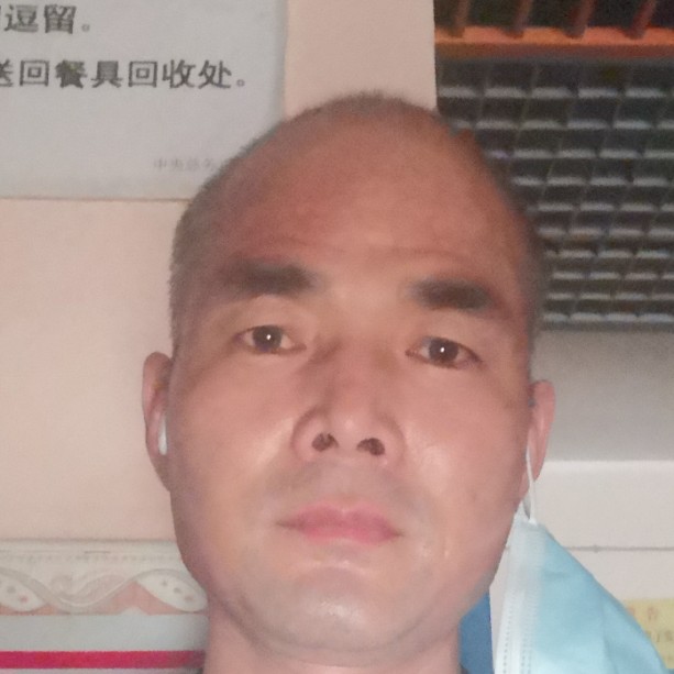 嚓茶愿潇洒的照片
