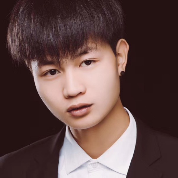 不听话的青的照片