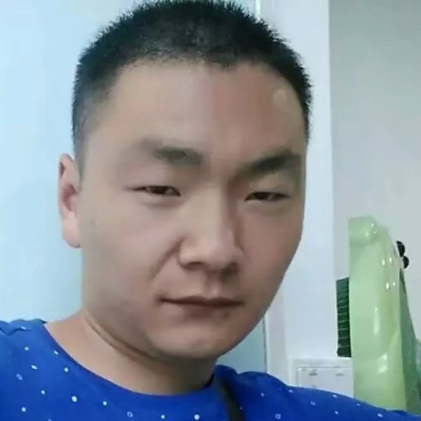 朱  军的照片