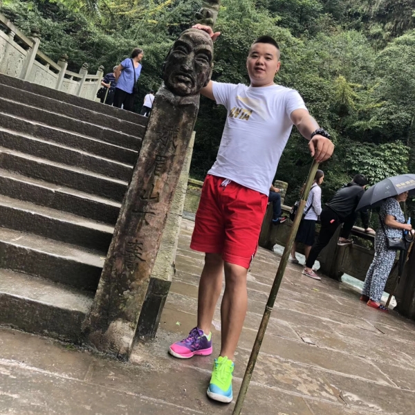 火星上打云朵的照片
