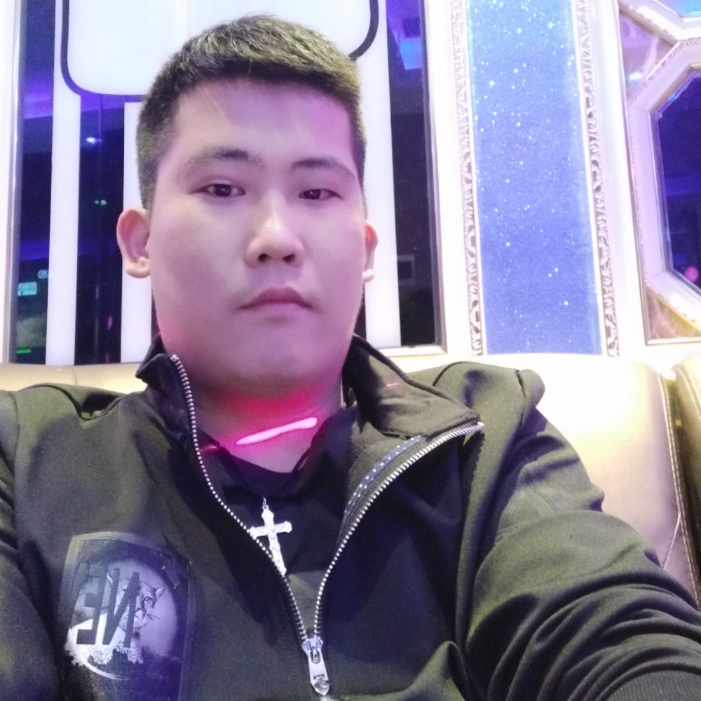 爱情痴情傻子的照片