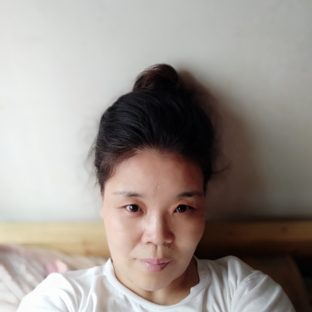 包容扯酒窝的照片