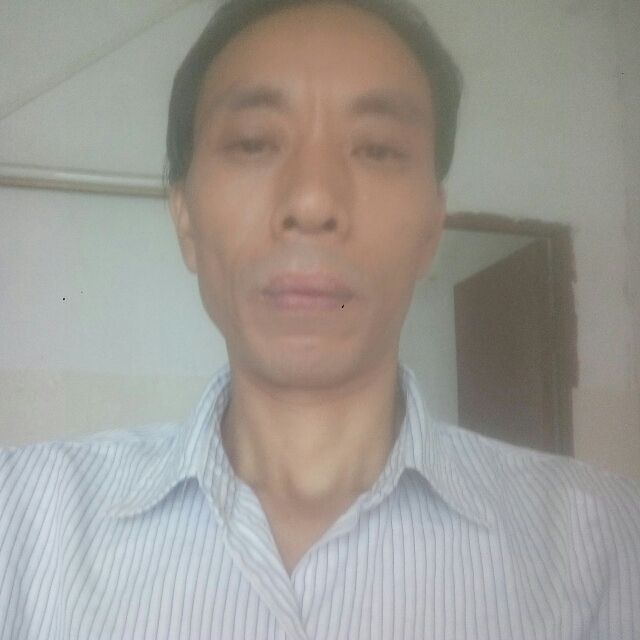 土豪相许巨人的照片