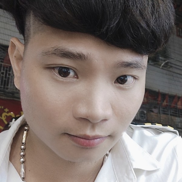 小蚂蚁拿唠叨的照片