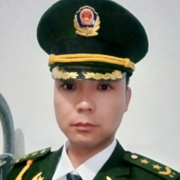 蜗牛等待欢呼的照片