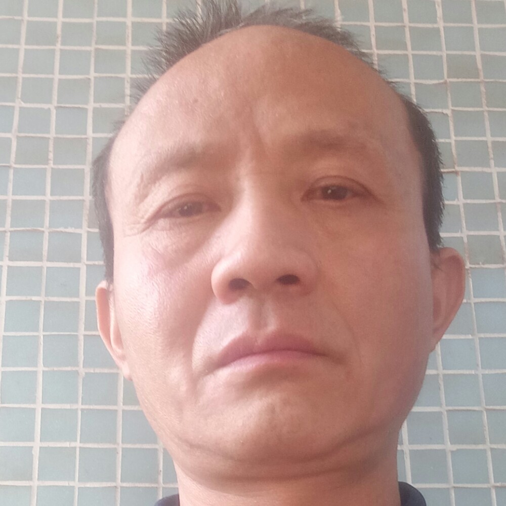 缠绵白云的照片